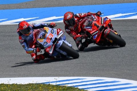 Marquez Tantang Bagnaia! Persaingan Panas di Ducati MotoGP 2025!