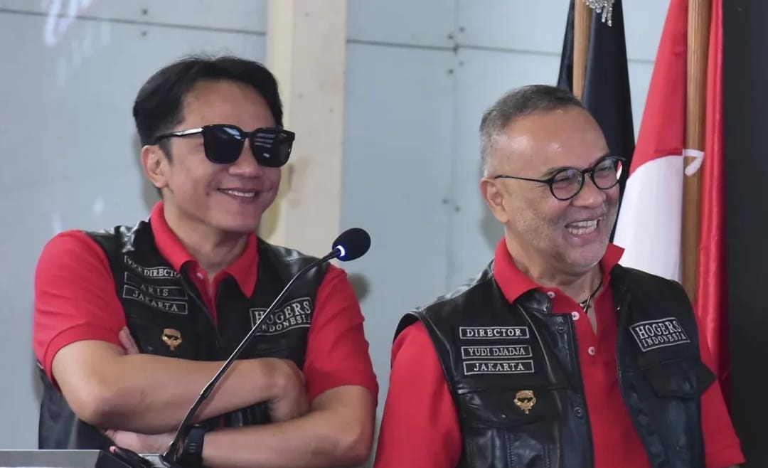 Internetda yalangoch yuradi Internetda yalangoch yuradi