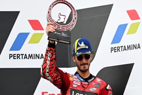 Bagnaia bahkan sempat mempertimbangkan untuk mengganti motornya demi meningkatkan performa.