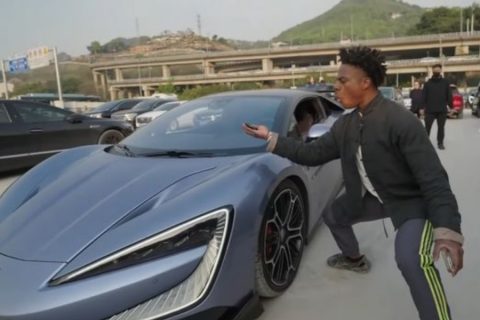 iShowSpeed Terpukau oleh Mobil Listrik China