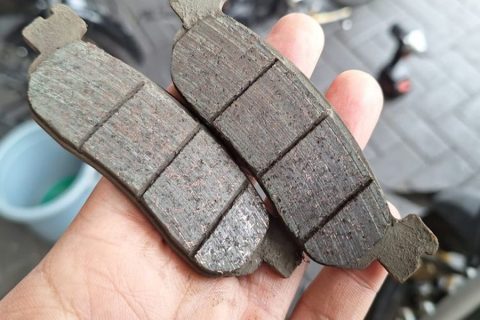 Kebiasaan Sepele yang Bikin Kampas Rem Motor Bekas Cepat Habis, Ini Penjelasannya
