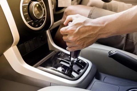 Waspadai Gejala Overheat Transmisi Matik di Mobil Bekas