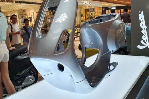 Kuat dan Elegan, Ini Keunggulan Rangka Monokok Vespa Matic yang Ikonik