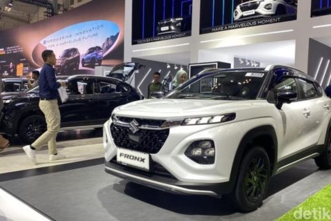Bukan Cuma Irit! Ini Alasan Orang Indonesia Ramai-Ramai Pilih Suzuki Fronx Tipe Tertinggi
