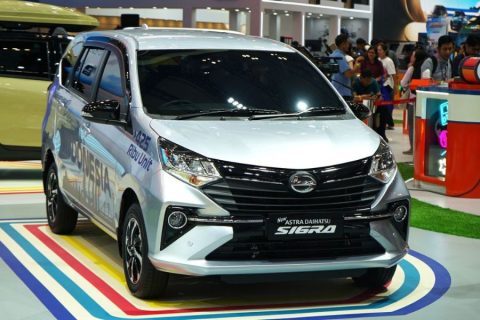 Daihatsu Sigra 1.2 R Deluxe Tampil Lebih Stylish di GIIAS 2025, Cek Detail Penyegarannya!