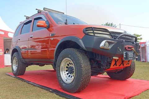 Modifikasi Daihatsu Taruna CSX 2002 Bergaya All-Terrain Off-Road Ala Alto, Tampil Makin Gahar di Kumpul Sahabat Cirebon 2025!