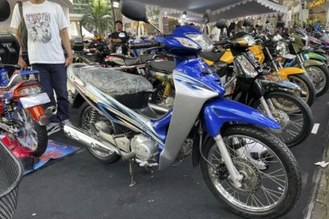 Honda Karisma X 2004 Ini Baru Jalan 437 Km, Kondisinya Bikin Tak Percaya!