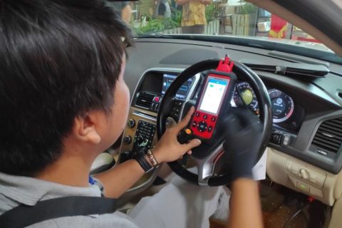 Terbongkar! Ini Trik Jitu Inspektor Deteksi Odometer Mobil Bekas yang Sudah Dimanipulasi Penjual