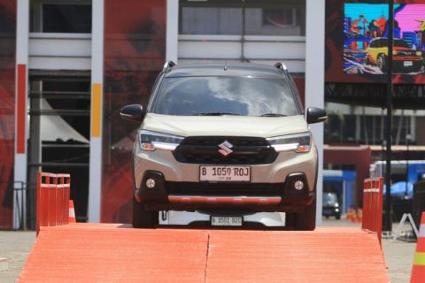 Update Harga Suzuki XL7 Hybrid 2025: SUV Murah 7-Penumpang dengan Fitur Canggih