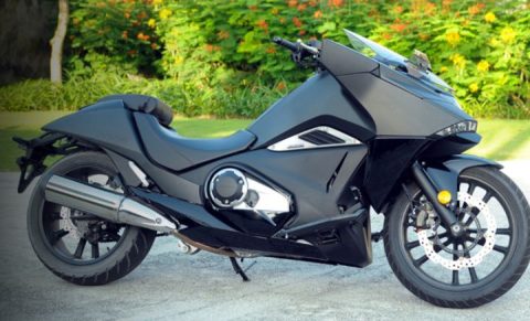 Honda NM4 Vultus