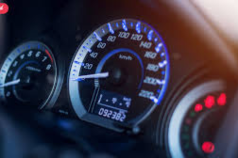 Trik Ampuh Hindari Jebakan Odometer Palsu Saat Beli Mobil Bekas