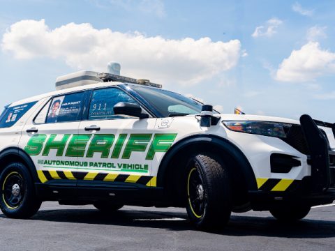 Polisi Tanpa Sopir? Ini Mobil Patroli AI Canggih yang Mulai Beraksi di Jalanan Miami!