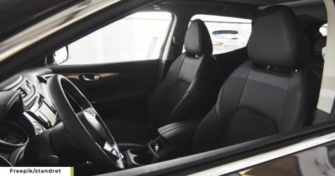 Mobil Bekas Terlihat Baru Lagi! 7 Material Sarung Jok yang Wajib Kamu Coba