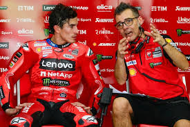 Kepala kru Marc Marquez memperingatkan rival: performa penuh sang juara belum terlihat. Musim ini Marquez masih menyimpan kemampuan terbaiknya, ancaman bagi semua pesaing MotoGP.