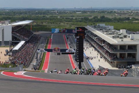 Dari dominasi Marc Marquez hingga kejutan Alex Rins dan Maverick Vinales, inilah deretan balapan MotoGP Amerika paling dramatis di COTA.