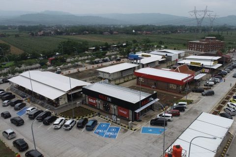 Perbedaan rest area tipe A, B, dan C di jalan tol. Pemudik wajib tahu agar perjalanan lebih nyaman dan tidak salah pilih tempat istirahat.