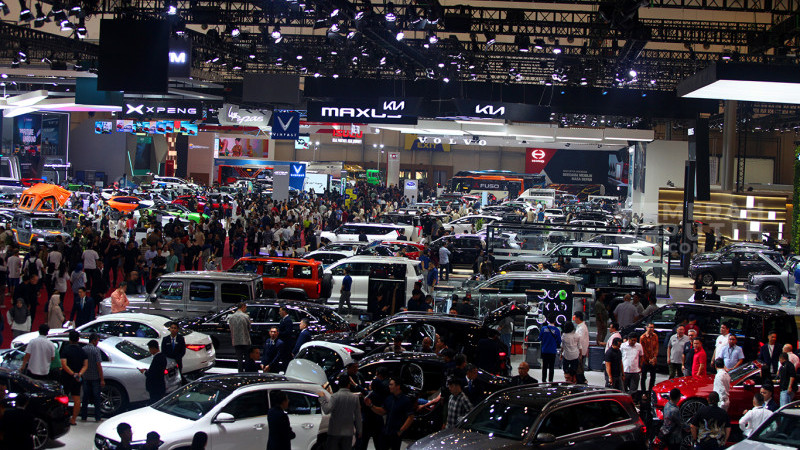 GIIAS 2026 akan menampilkan deretan mobil terbaru dari berbagai merek, mulai dari SUV hingga mobil listrik. Simak bocoran model yang siap debut di Indonesia.