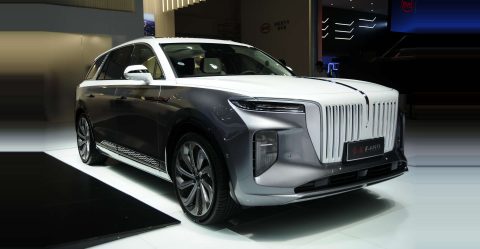 Harga Hongqi E-HS9 di Indonesia mengejutkan, SUV listrik mewah asal China ini siap menantang dominasi merek premium global.