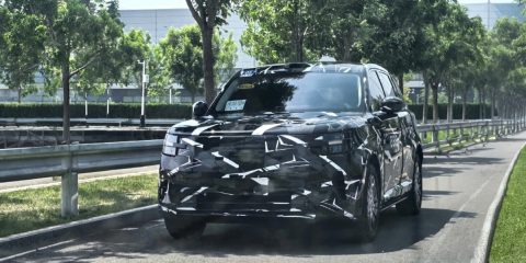Xiaomi Kunlun EREV mulai menjalani tes jalan sebagai SUV listrik tiga baris dengan teknologi EREV. Mobil ini diprediksi menjadi pesaing baru di segmen SUV listrik keluarga global.