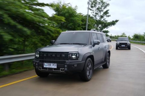 Jetour menghadirkan lini SUV 2026 mulai dari T2, Dashing hingga X70 Plus. Desain modern, fitur canggih, dan harga kompetitif membuat rival di pasar SUV mulai waspada.
