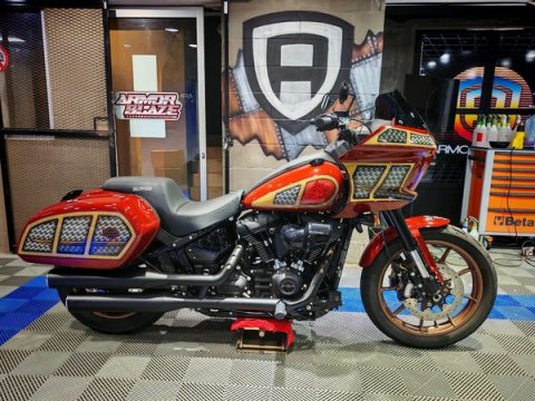 Pecinta Harley-Davidson meramaikan Inkverse 2026 Body Art Festival, menciptakan kolaborasi unik antara dunia motor besar dan seni tato yang penuh ekspresi dan gaya hidup urban.