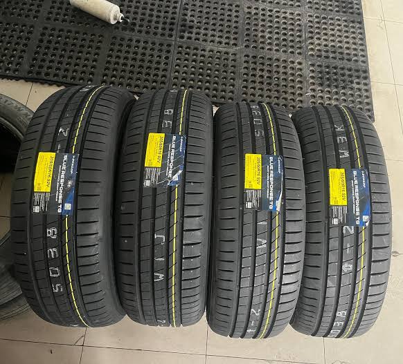 DUNLOP menghadirkan SmartCare Warranty untuk pengguna ban BLUE RESPONSE TG. Program ini menawarkan perlindungan tambahan yang memberikan rasa aman dan kenyamanan bagi pemilik kendaraan selama penggunaan ban.