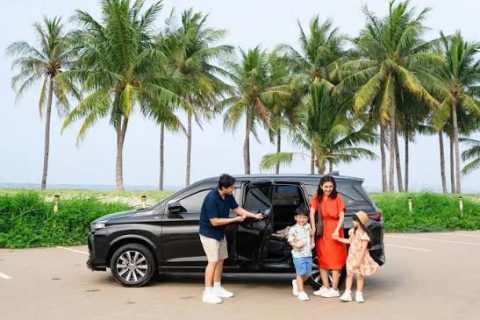 Road trip liburan sekolah menggunakan SUV membutuhkan persiapan matang agar perjalanan tetap aman dan nyaman. Simak daftar pengecekan kendaraan dan perlengkapan penting sebelum berangkat.