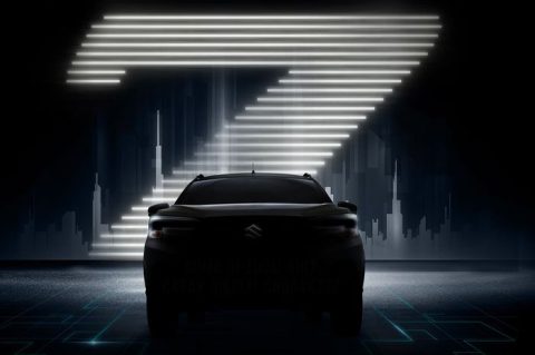 Suzuki mulai menggoda publik dengan teaser mobil baru yang memicu berbagai spekulasi. Banyak pihak menduga model tersebut merupakan XL7 Facelift yang akan hadir dengan penyegaran desain dan fitur terbaru.