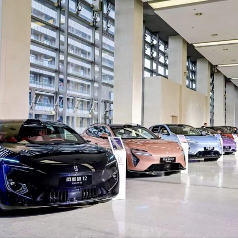 Changan Automobile menyiapkan produk baru untuk tampil di GIIAS 2026. Langkah ini menjadi strategi memperkuat pasar Indonesia dan meningkatkan penjualan di tengah persaingan industri otomotif yang semakin ketat.