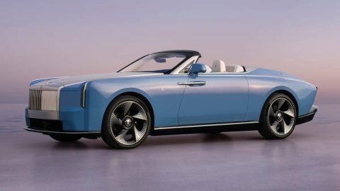 Rolls-Royce memperkenalkan Nightingale, mobil listrik mewah dengan desain eksklusif dan teknologi modern. Simak tampilan, konsep, serta keunggulan yang membuatnya menjadi sorotan di segmen kendaraan listrik premium.
