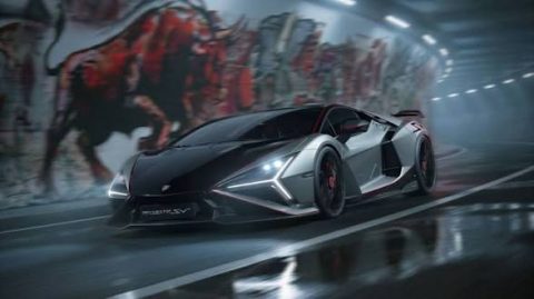 Lamborghini Revuelto SV meluncur dengan karakter lebih agresif dan produksi terbatas hanya 1.963 unit. Simak daya tarik mesin V12, teknologi hybrid, dan eksklusivitasnya.